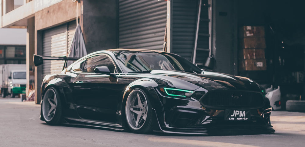 Robot "Cavalier" Widebody Wheel Arches & Side Skirts For Mustang S550.1 2015-2017 Carbon Fiber