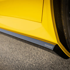 SOOQOO BMW M5 G90 carbon fibre side skirt - rear three-quarter view