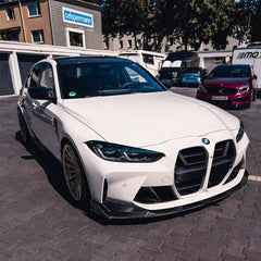 SOOQOO BMW M3 G80 carbon fibre grille - close-up of carbon fibre weave detail