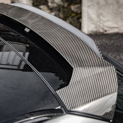 SOOQOO BMW M3 G81 carbon fibre spoiler - close-up of carbon fibre weave detail