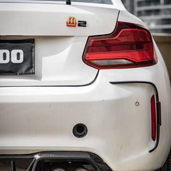 SOOQOO BMW M2 F87 carbon fibre rear vent trim - close-up of carbon fibre weave detail