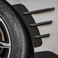 SOOQOO BMW 4 Series G22 carbon fibre side spat - rear three-quarter view