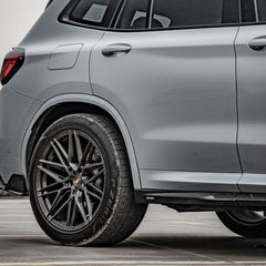 SOOQOO BMW X3M F97 carbon fibre side skirt - close-up of carbon fibre weave detail