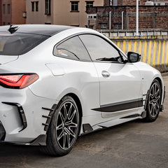 SOOQOO BMW 4 Series G22 carbon fibre side skirt - rear three-quarter view