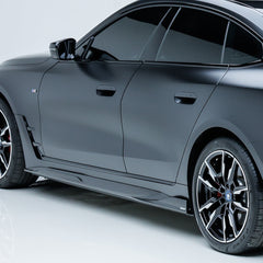 SOOQOO BMW i4 G26 carbon fibre side skirt - rear three-quarter view