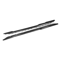 SOOQOO BMW M4 G82 carbon fibre side skirt - close-up of carbon fibre weave detail
