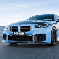 SOOQOO BMW M2 G87 carbon fibre hood - close-up of carbon fibre weave detail