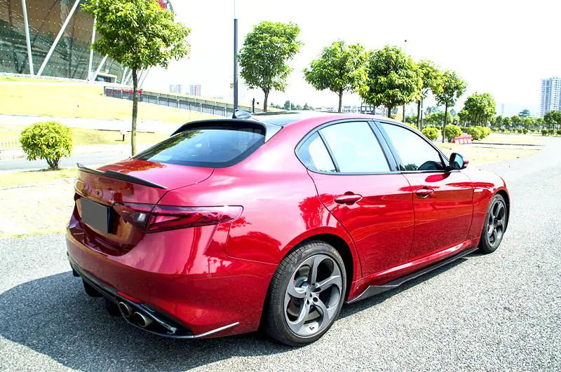 Carbon Fiber Side Skirts Extension for Alfa Romeo Giulia Sport TI Base Sedan 2017 - 2020