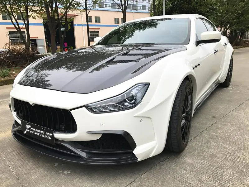 Carbon Fiber Front Rear Body Kit for Maserati Ghibli S Q4 Sedan 4-Door 2014-2016
