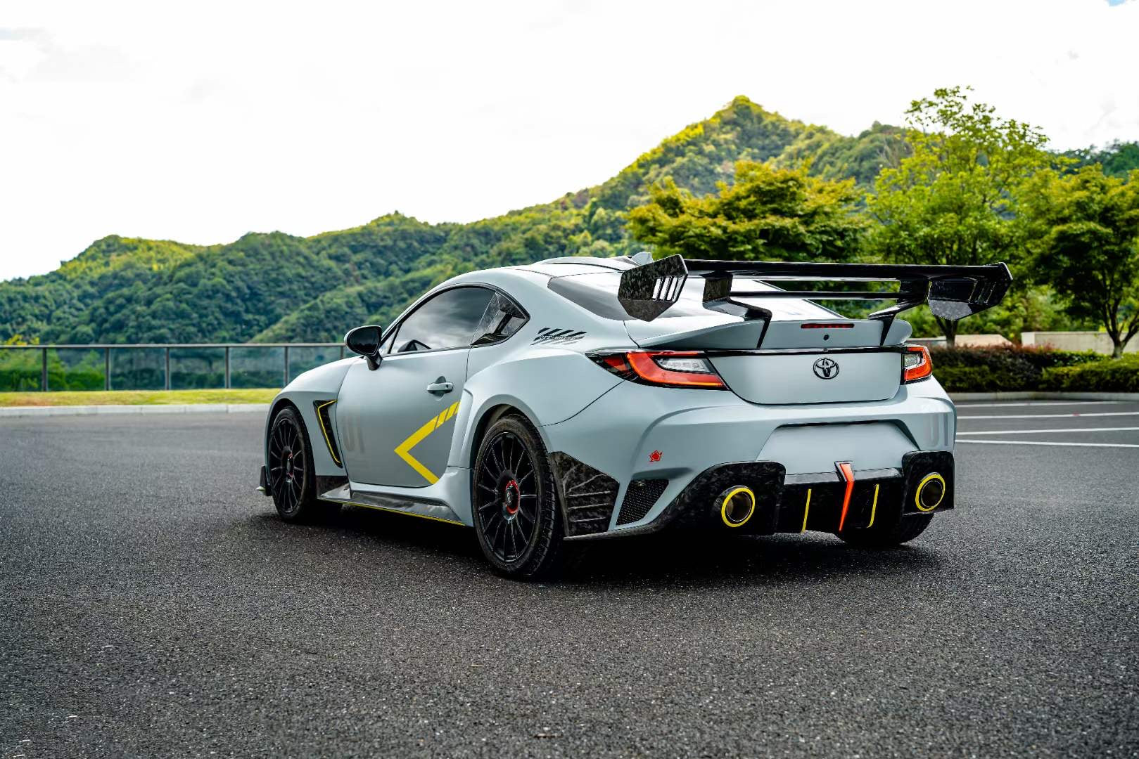 Robot "SHINNING" Widebody Kit For Toyota GR86 Subaru BRZ