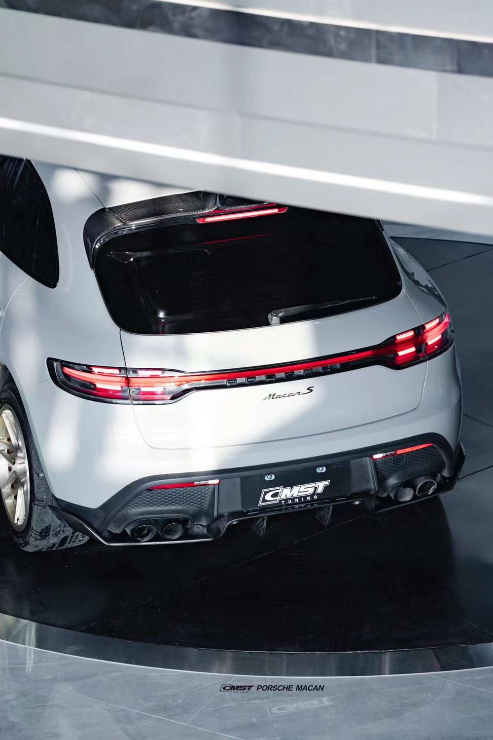 CMST Pre-preg Carbon Fiber Rear Diffuser for Porsche Macan Base / S / T 2022-ON