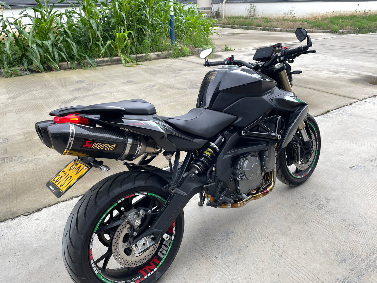 2022 Benelli TNT600 Titanium Exhaust -  Versatile Street Motorcycle