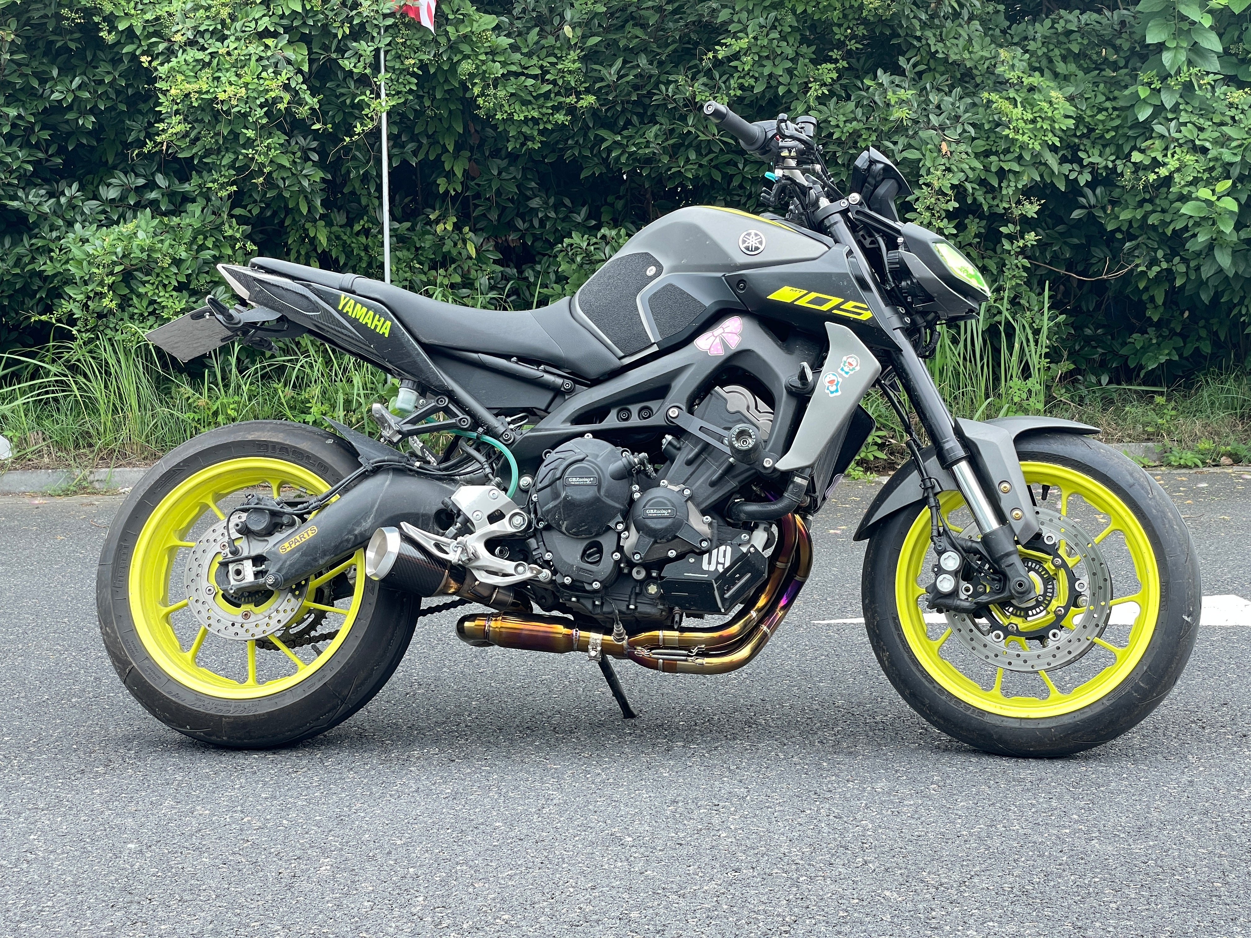 2014-2021 Yamaha MT-09 Titanium Exhaust -  Dynamic Hyper Naked