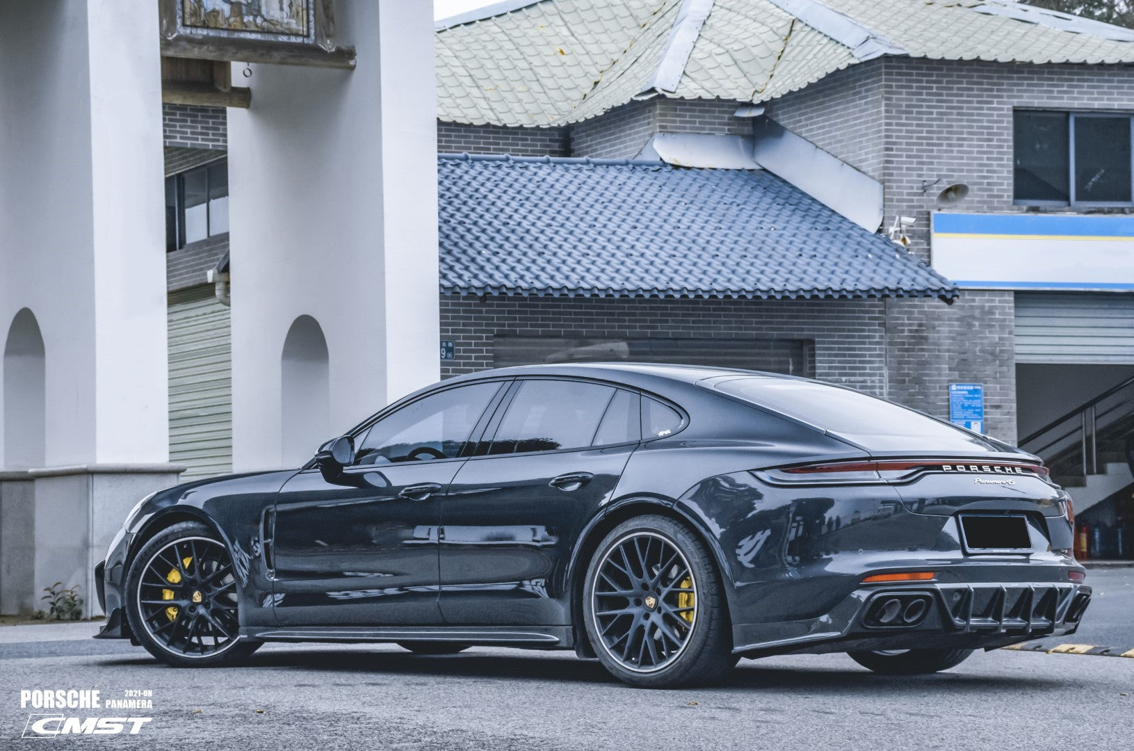 CMST Pre-preg Carbon Fiber Rear Diffuser Ver.2 for Porsche Panamera 971 / Turbo / GTS 2017-ON