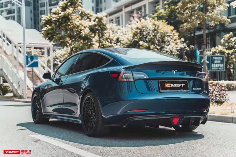 CMST Tesla Model 3 Carbon Fiber Rear Spoiler Ver.1