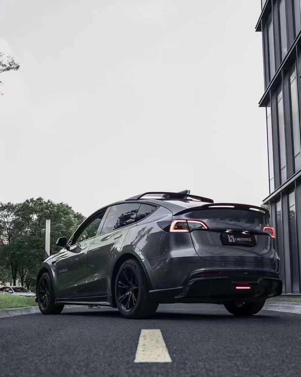 CMST Carbon Fiber Rear Diffuser Ver.1 for Tesla Model Y