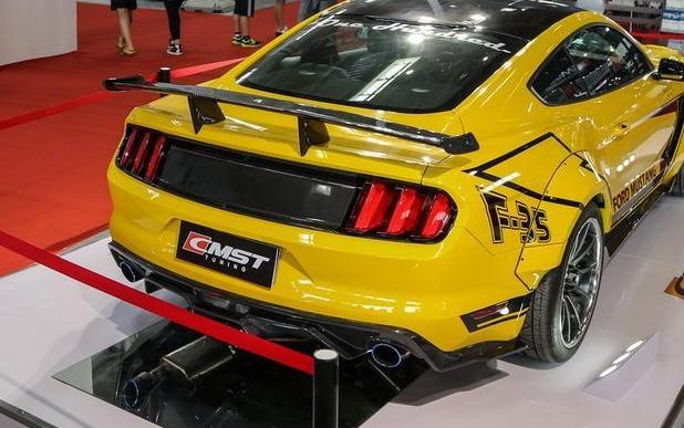 CMST Carbon Fiber Rear Spoiler Ver.1 for Ford Mustang S550 2015-ON