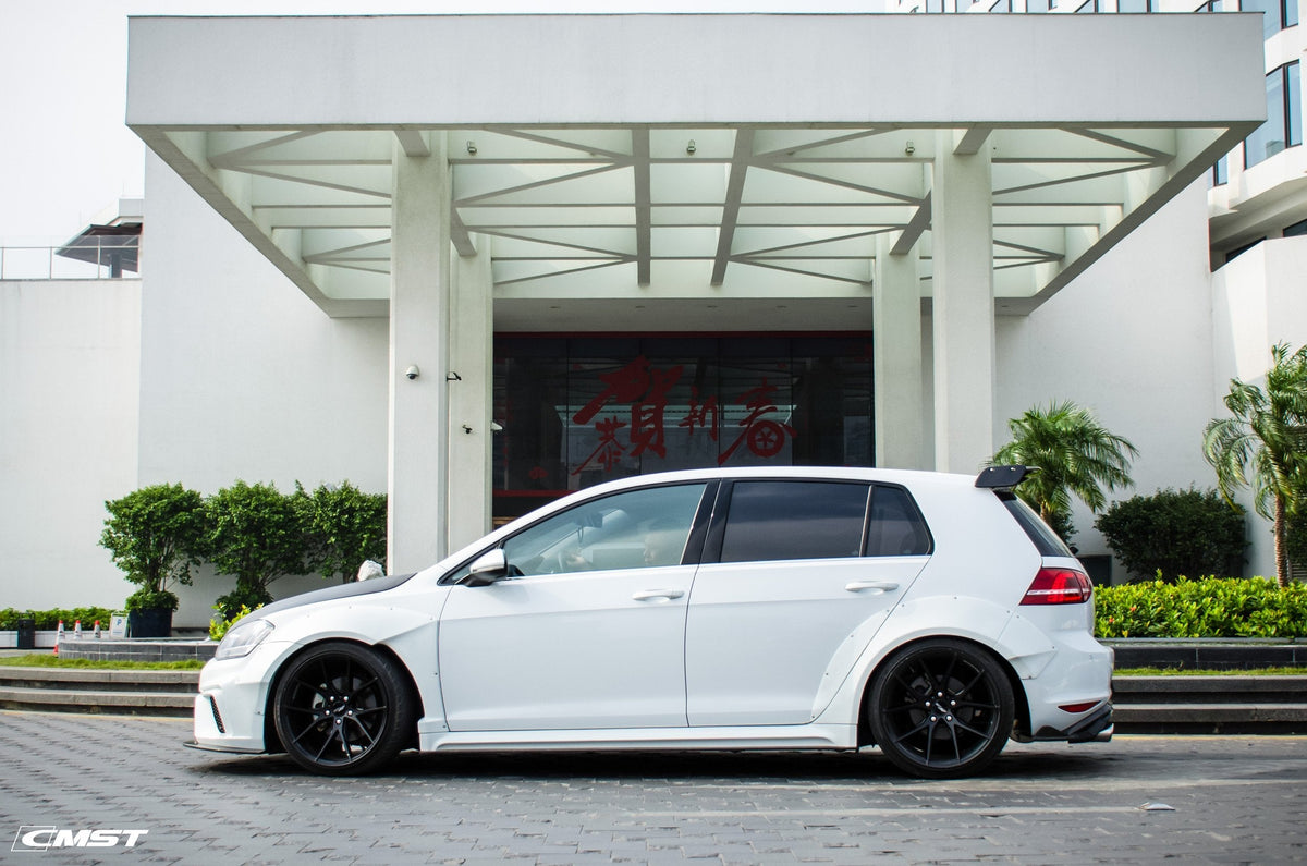 CMST Carbon Fiber Widebody Side Skirts for Volkswagen Golf & GTI & Golf R MK7 MK7.5 (4 Pcs )