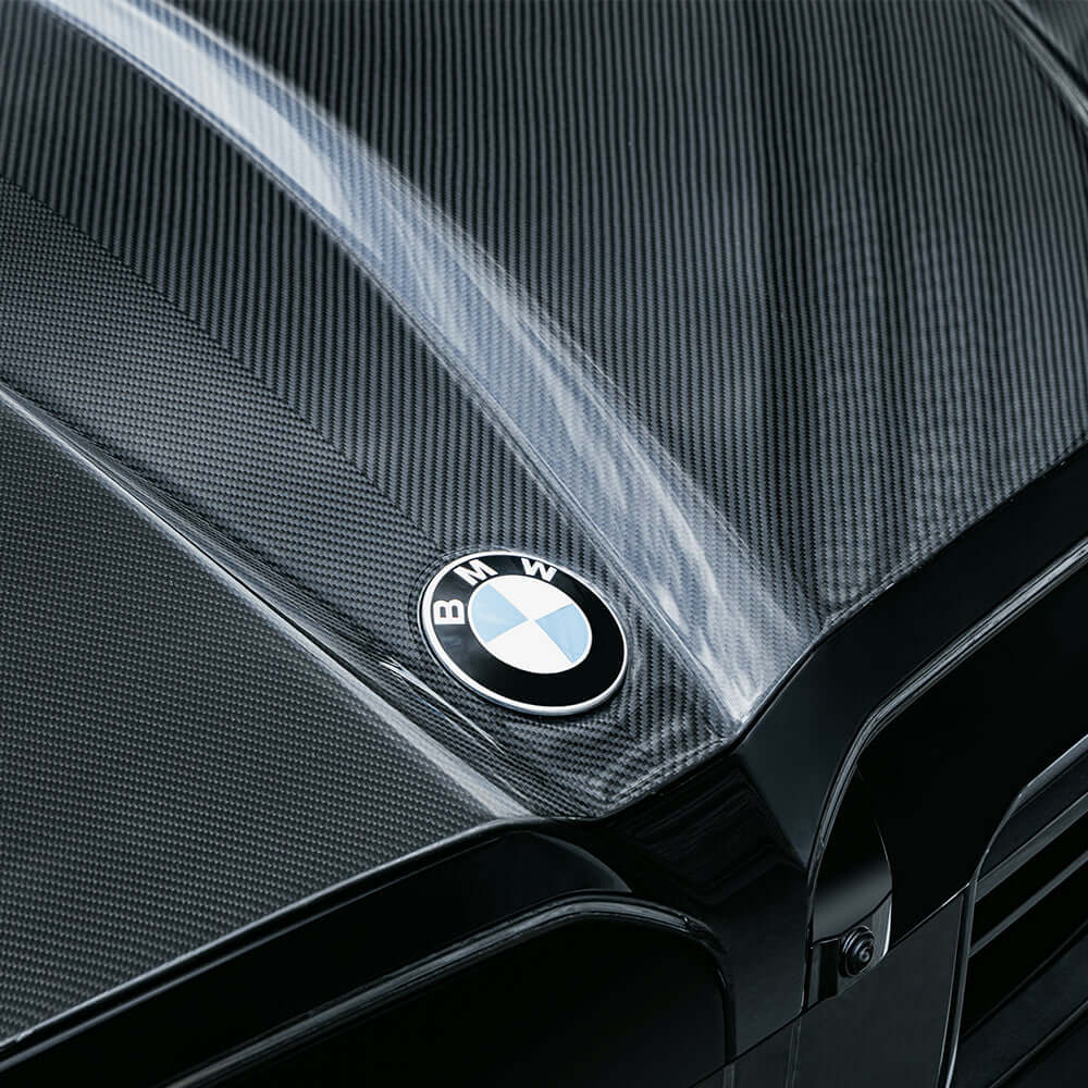 SOOQOO BMW M5 G90 carbon fibre hood - rear three-quarter view