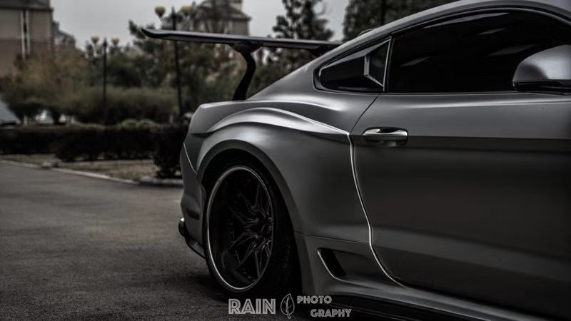 Robot  "STORM" Widebody Wheel Arches & Side Skirts For Ford Mustang S550.1 S550.2 GT EcoBoost V6