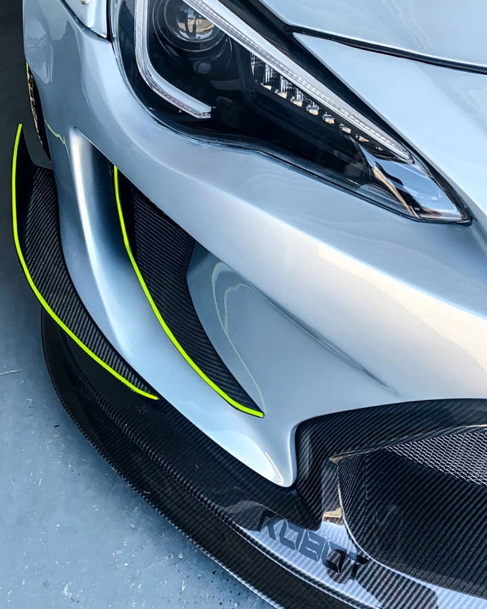 Robot Carbon Fiber Front Bumper Canards For Toyota 86 Subaru BRZ Scion FR-S