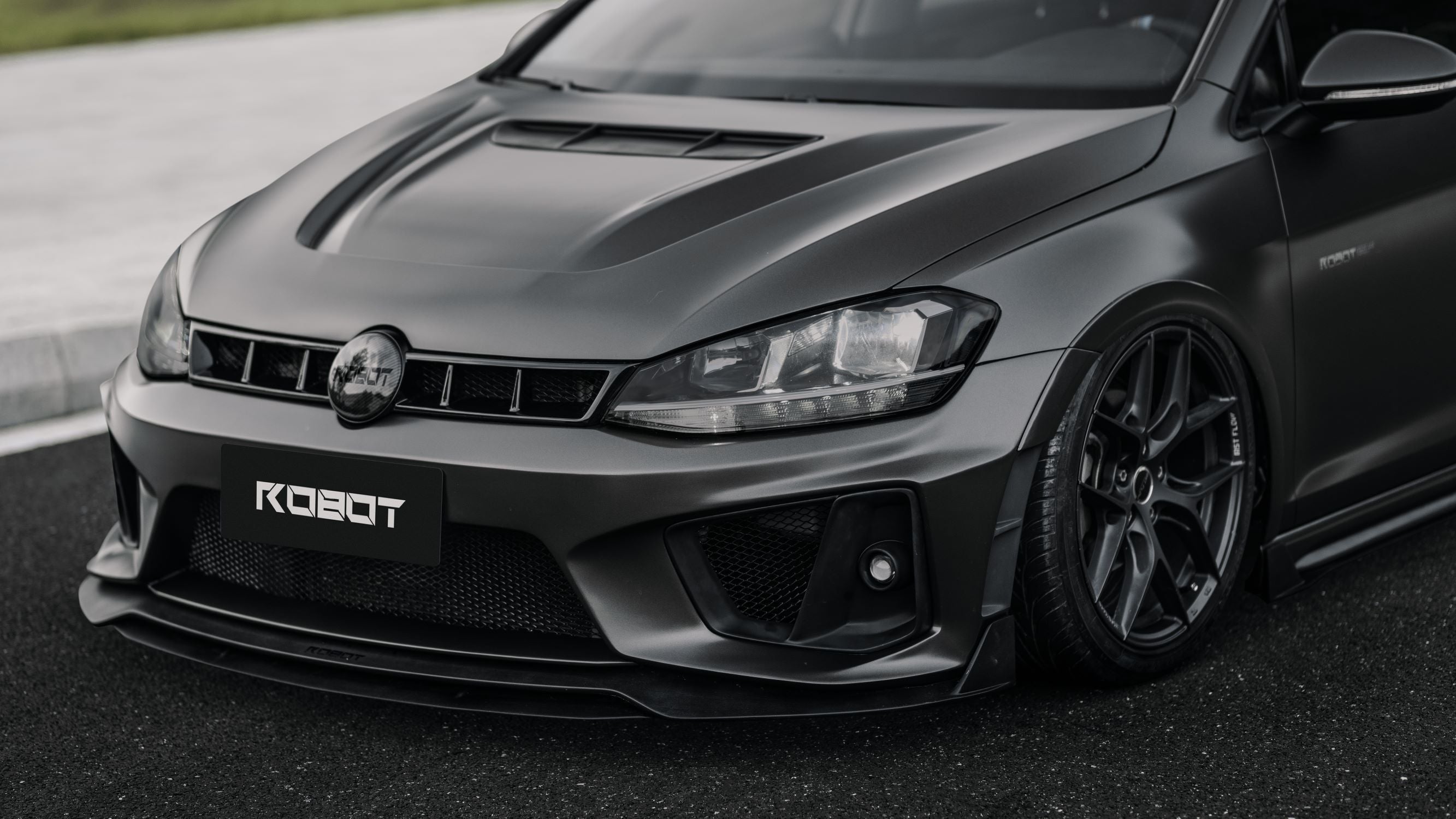 Robot Babe Widebody Wheel Arches For Volkswagen Golf & GTI & Golf R MK7 MK7.5