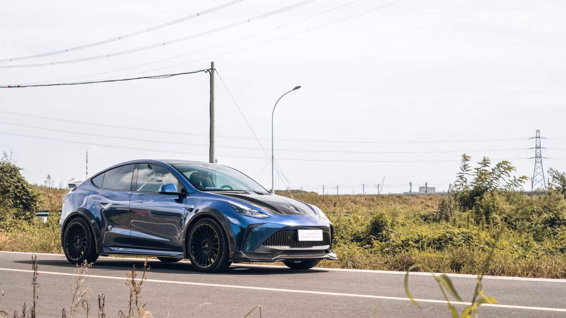 Robot "STARSHIP" Side Skirts For Tesla Model Y / Performance