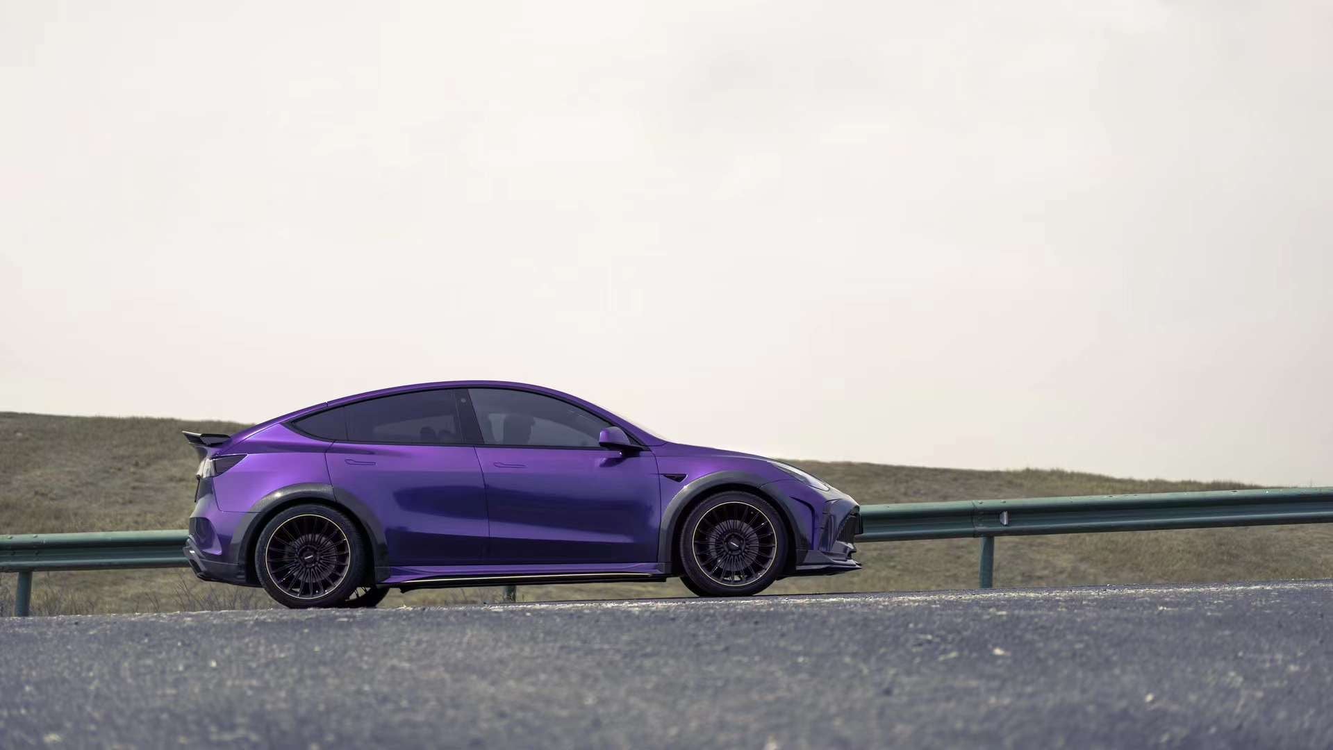 Robot "STARSHIP" Widebody Wheel Arches For Tesla Model Y / Performance