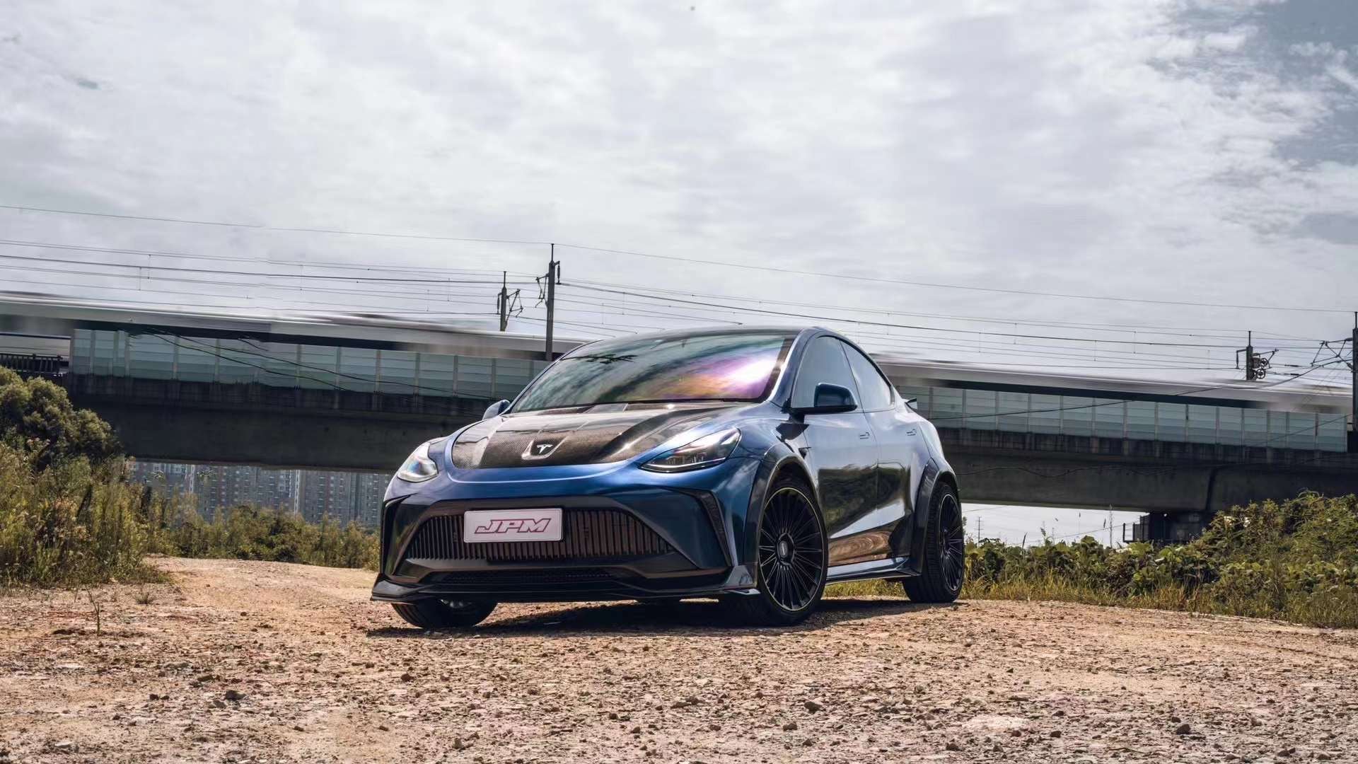 Robot "STARSHIP" Hood Bonnet For Tesla Model Y / Performance