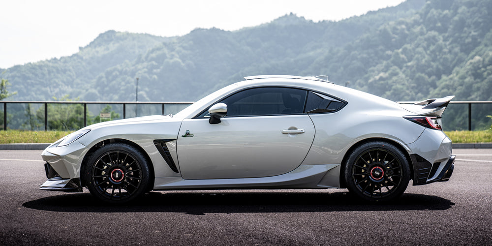 Robot "SHINNING" Narrow Body Rear Bumper & Diffuser For Toyota GR86 Subaru BRZ