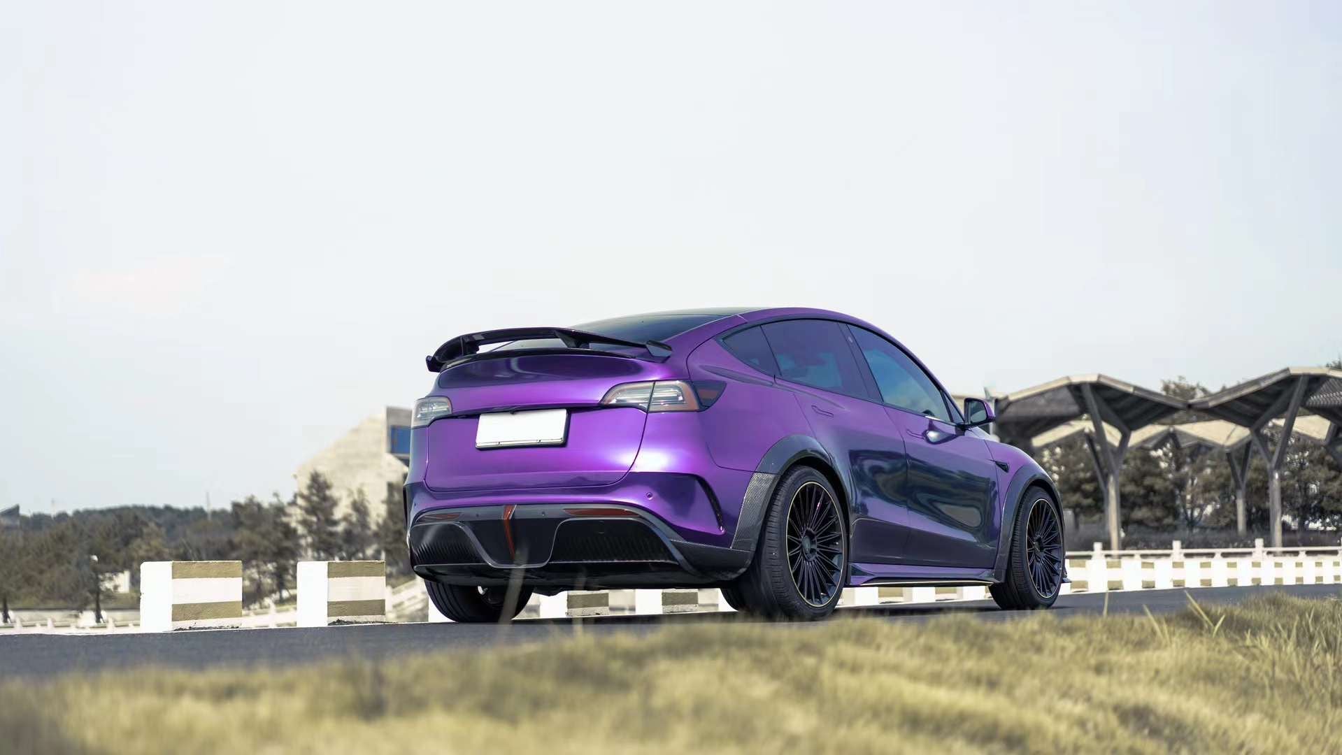 Robot "STARSHIP" Rear Bumper & Diffuser For Tesla Model Y / Performance