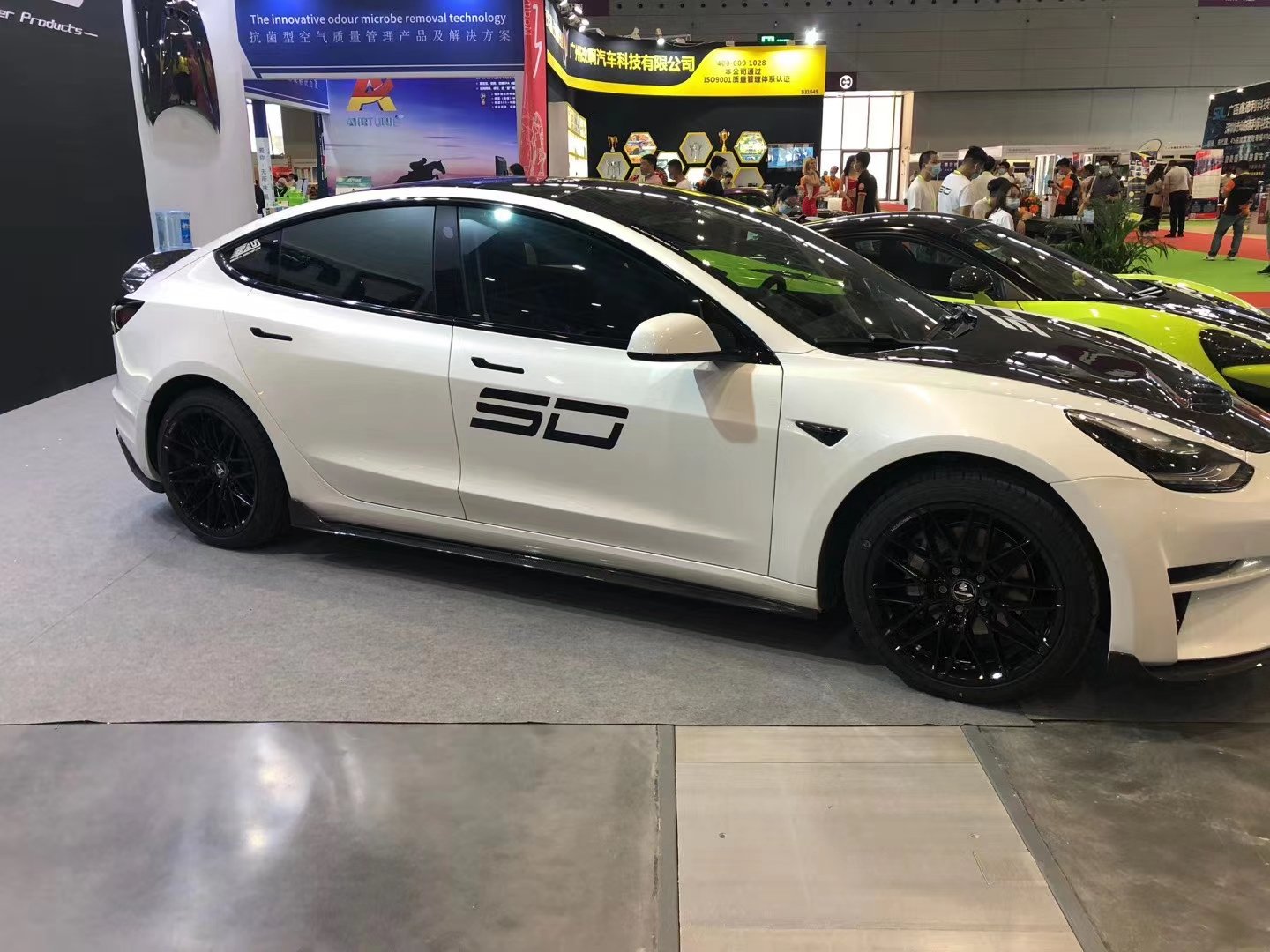Robot "Crypton" Carbon Fiber Full Body Kit For Tesla Model 3
