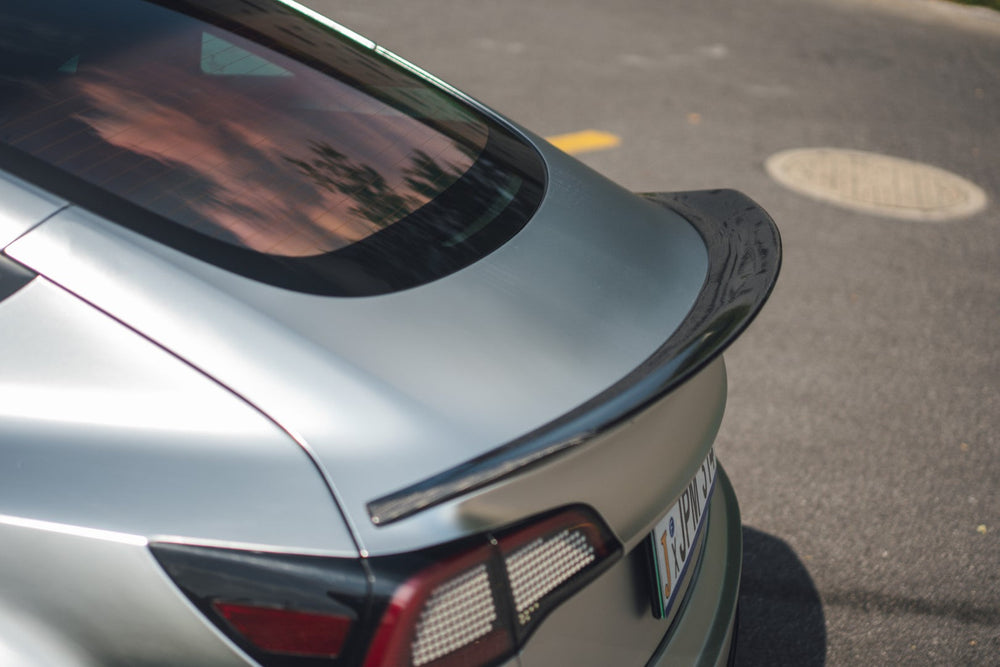 Robot "HACKER"  V4 Ducktail Spoiler For Tesla Model 3