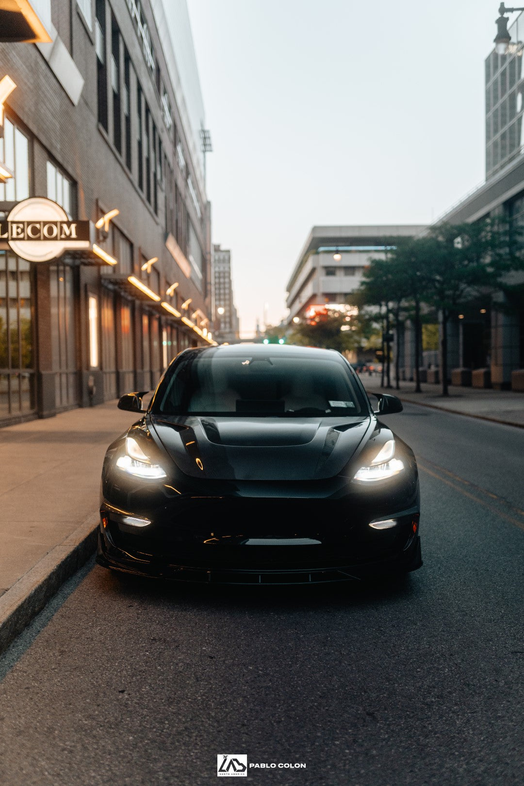 Robot "HACKER"  V1 Hood Bonnet For Tesla Model 3