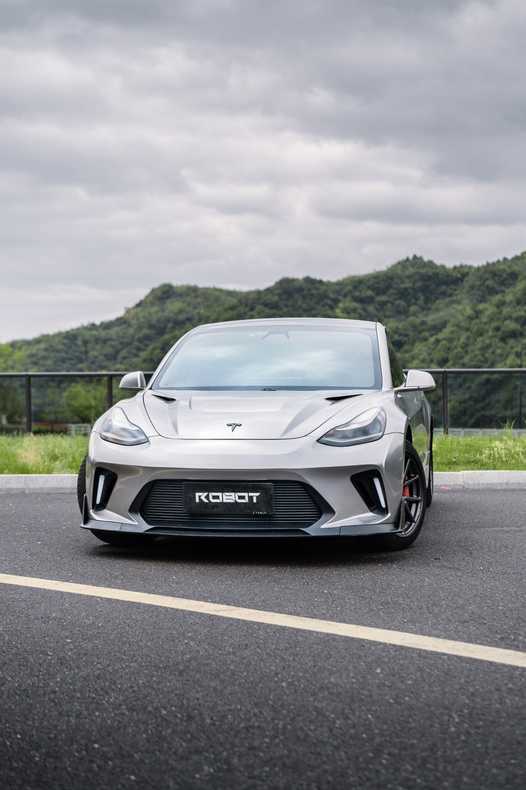 Robot "HACKER"  V1 Hood Bonnet For Tesla Model 3