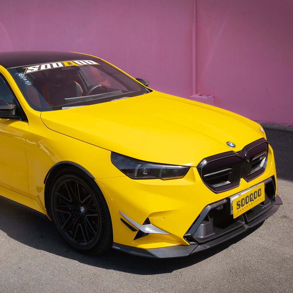 SOOQOO BMW M5 G90 carbon fibre front splitter - full vehicle shot with part installed