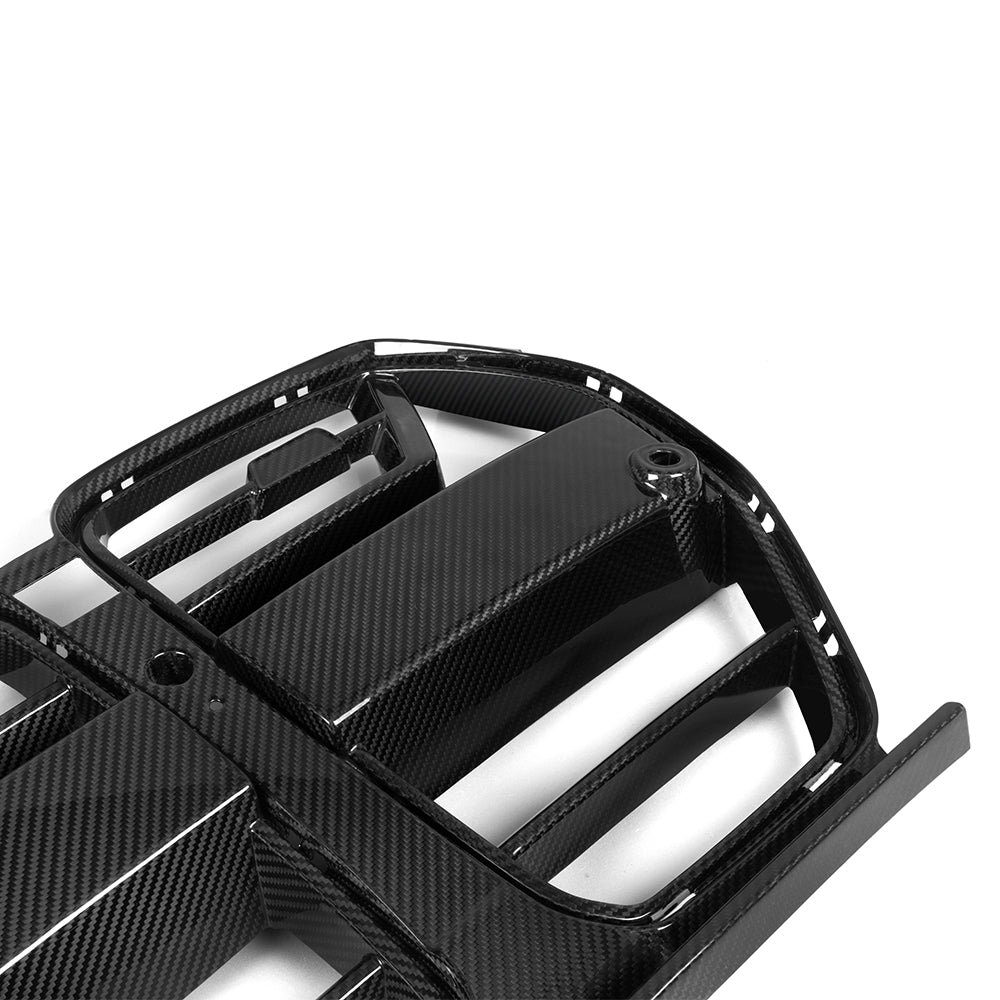 SOOQOO BMW M3 G80 carbon fibre grille - installation fitment view