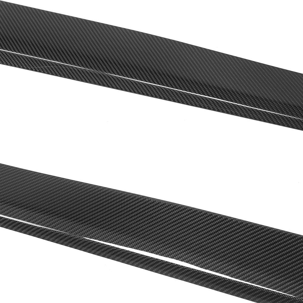 SOOQOO BMW M5 G90 carbon fibre side skirt - front three-quarter view