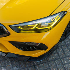 SOOQOO BMW M8  carbon fibre front splitter - close-up of carbon fibre weave detail