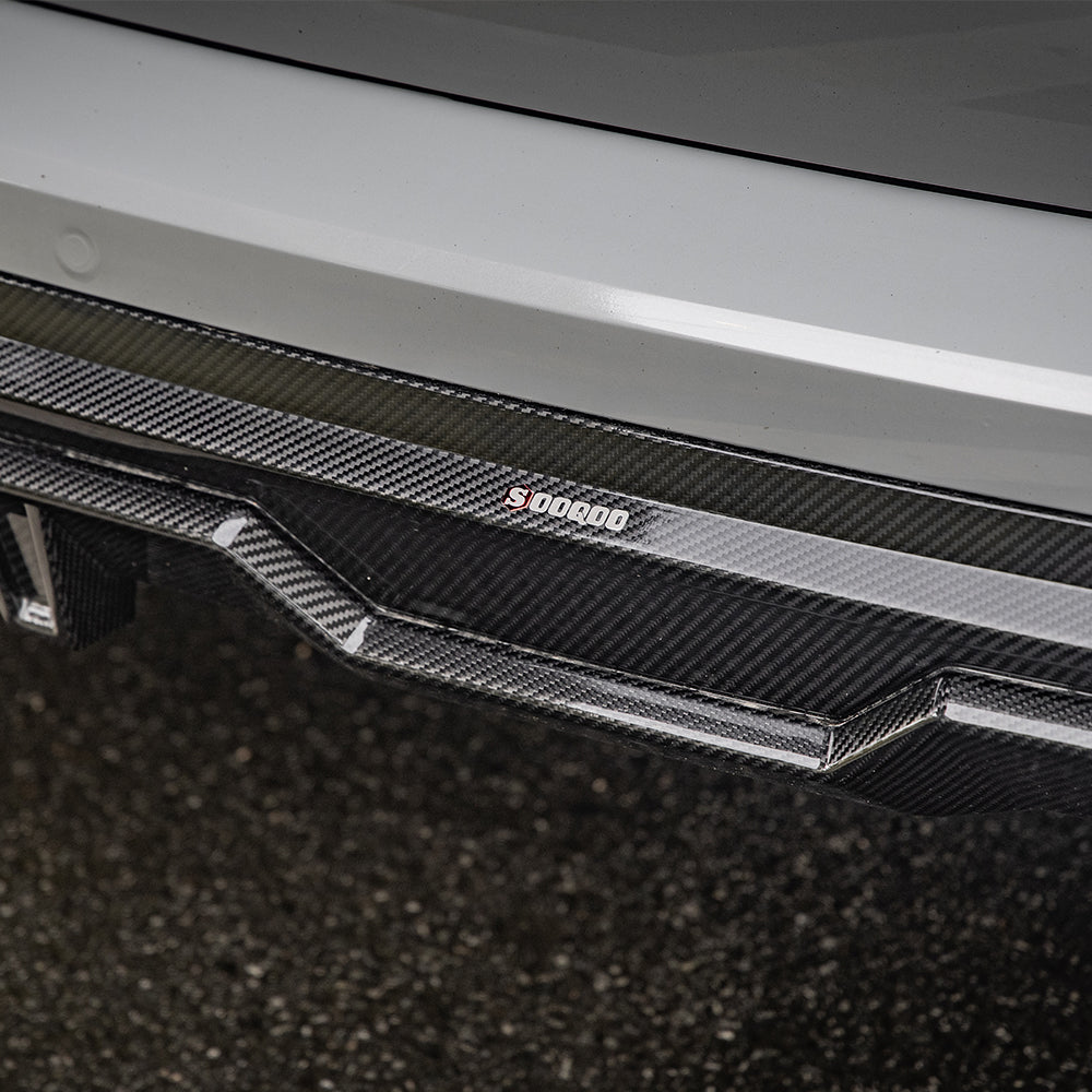 SOOQOO BMW X5 G05 carbon fibre rear diffuser - front three-quarter view