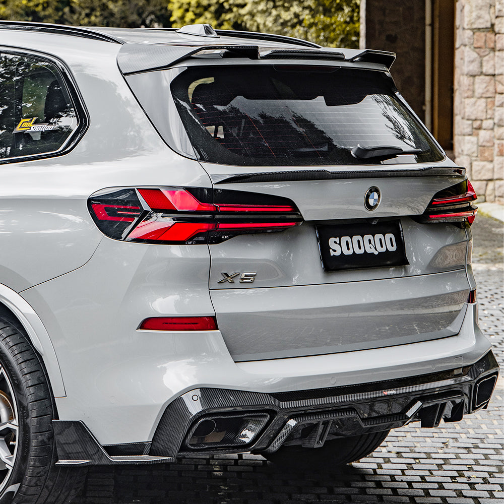 SOOQOO BMW X5 G05 carbon fibre spoiler - full vehicle shot with part installed