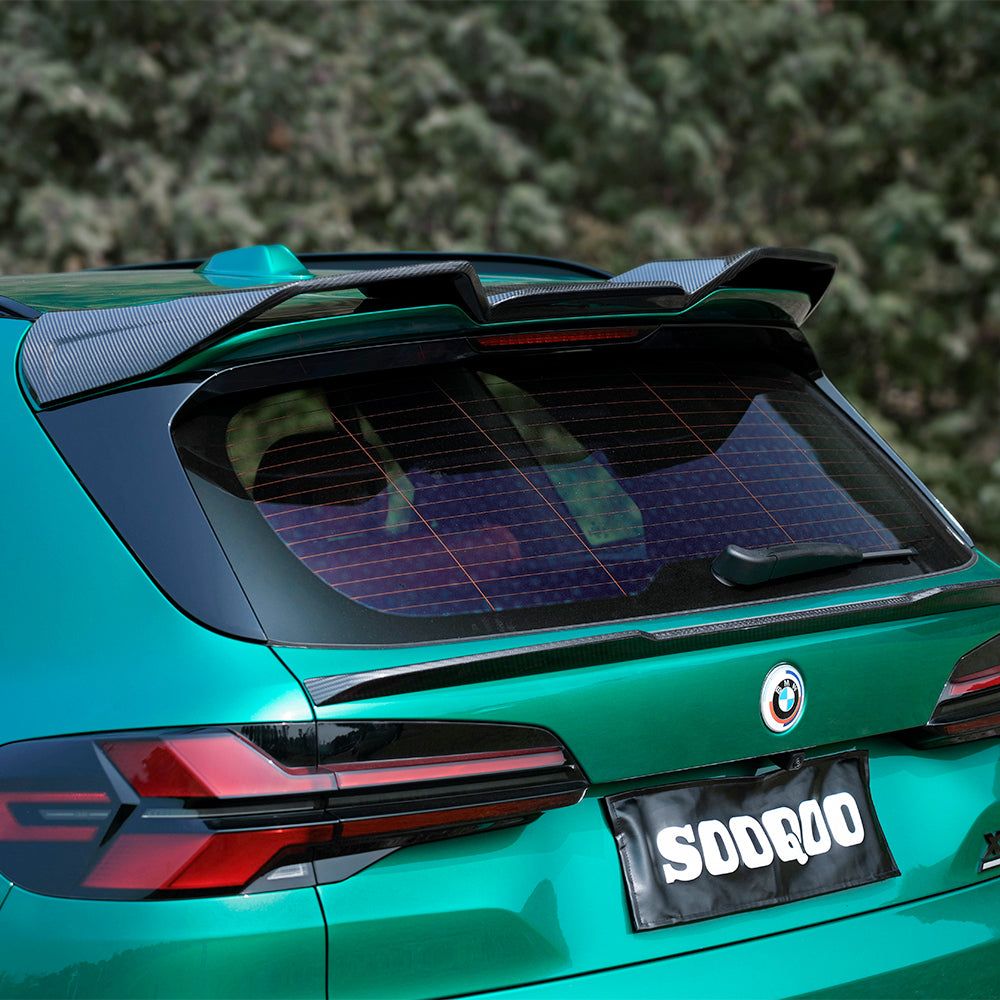 SOOQOO BMW X5M F95 carbon fibre spoiler - top-down view showing panel alignment