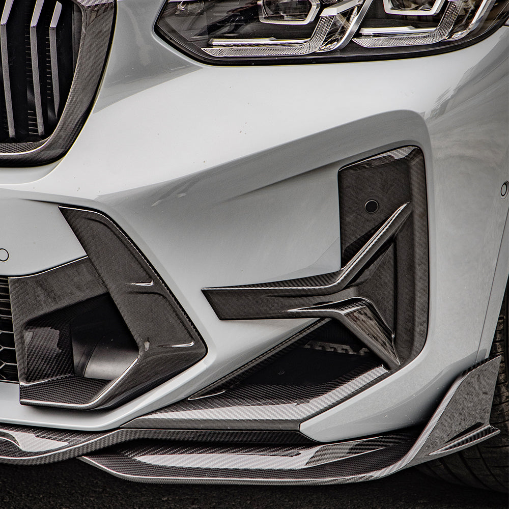 SOOQOO BMW X3M F97 carbon fibre front side vent - close-up of carbon fibre weave detail