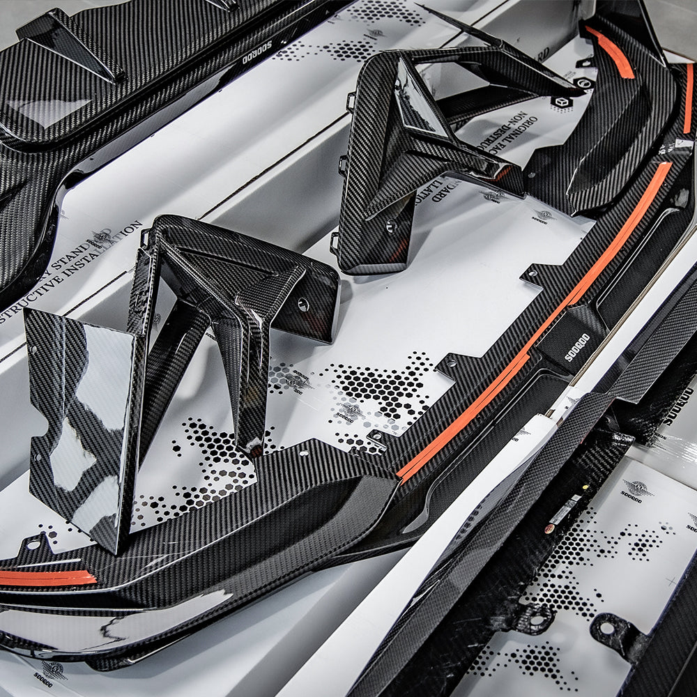 SOOQOO BMW X3M F97 carbon fibre front side vent - full vehicle shot with part installed