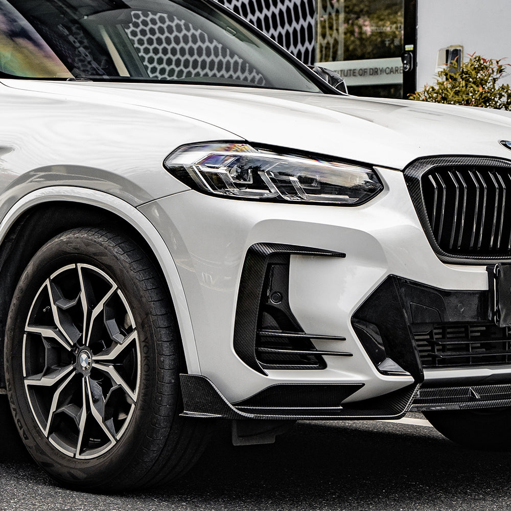 SOOQOO BMW X3 G01 carbon fibre front splitter - top-down view showing panel alignment
