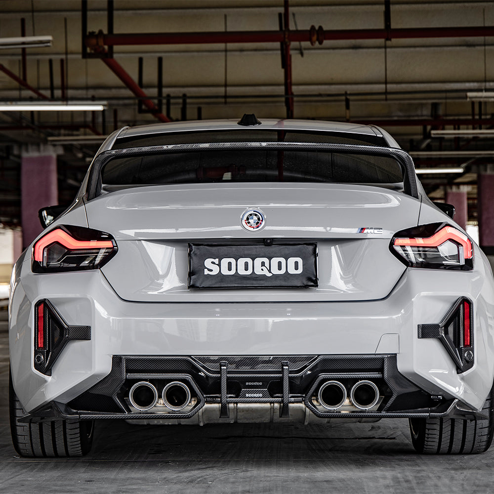 SOOQOO BMW M2 G87 carbon fibre rear diffuser - close-up of carbon fibre weave detail