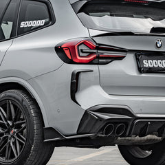 SOOQOO BMW X3M F97 carbon fibre canard - close-up of carbon fibre weave detail