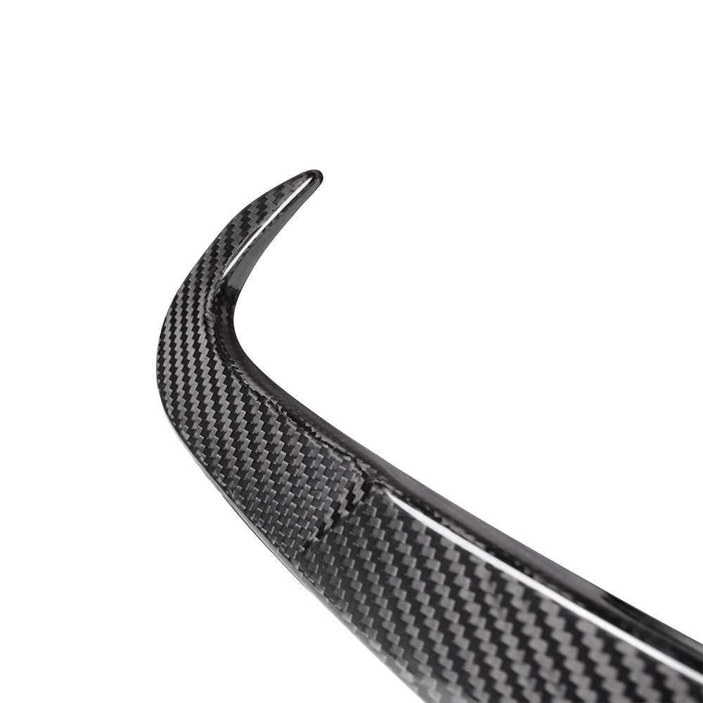SOOQOO BMW 8 Series G14 carbon fibre rear vent trim - detail shot of mounting points