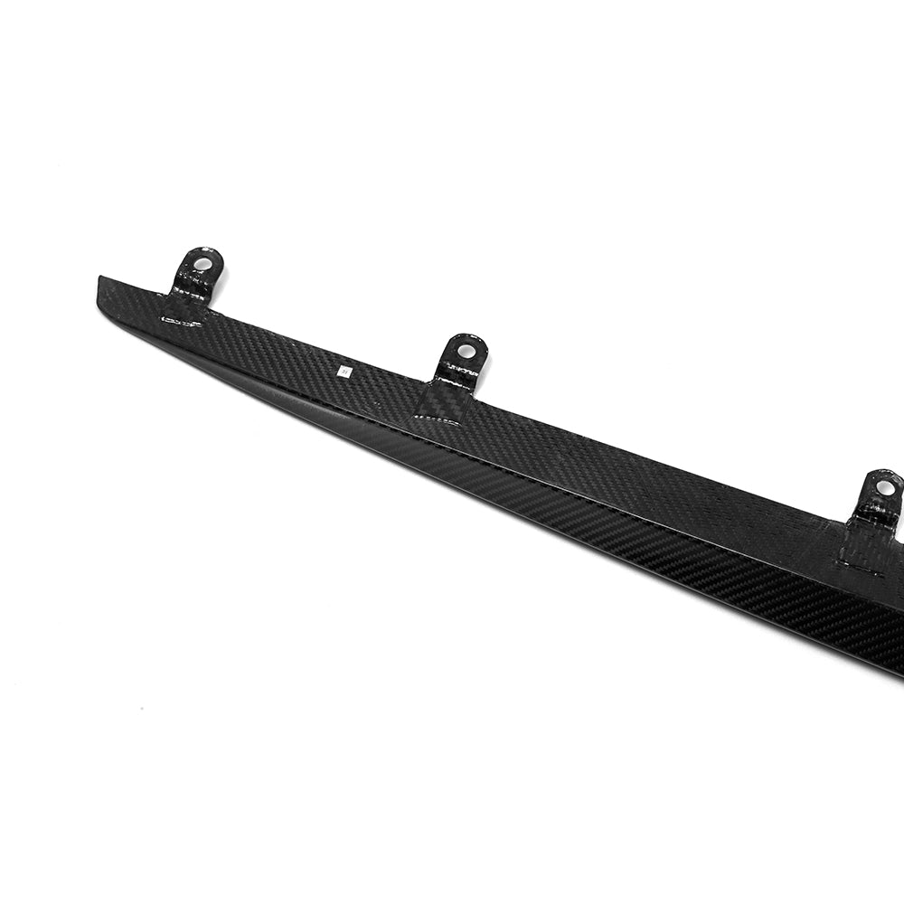 SOOQOO BMW M8 F93 carbon fibre side skirt - detail shot of mounting points