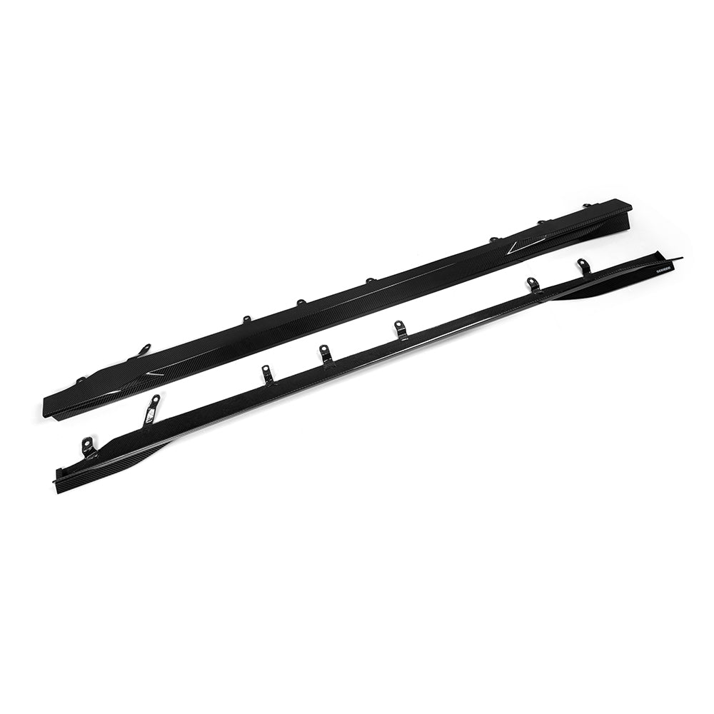SOOQOO BMW M2 G87 carbon fibre side skirt - front three-quarter view